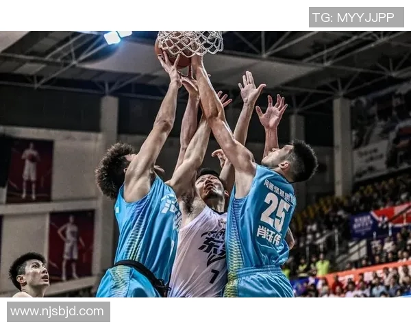 11月8日新疆队迎战八一队期待一场精彩的篮球对决与激情碰撞