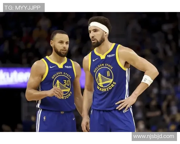 NBA魔术队与勇士队的精彩对决分析与赛后点评